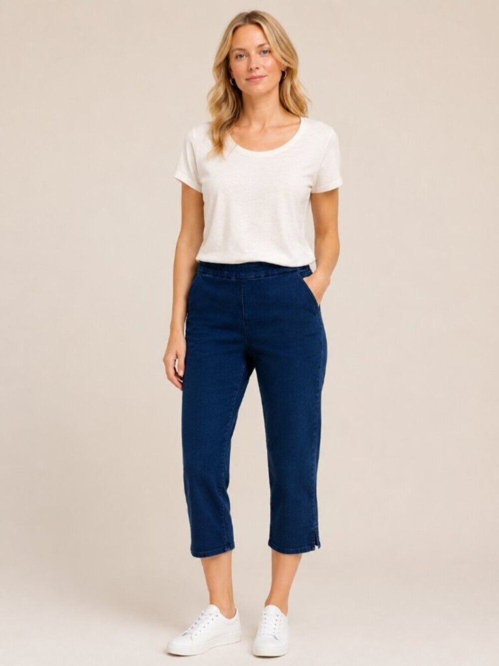 NWT White House Black Market Pullon Denim Capri Sarai Dark Wash 6 #WHBM40